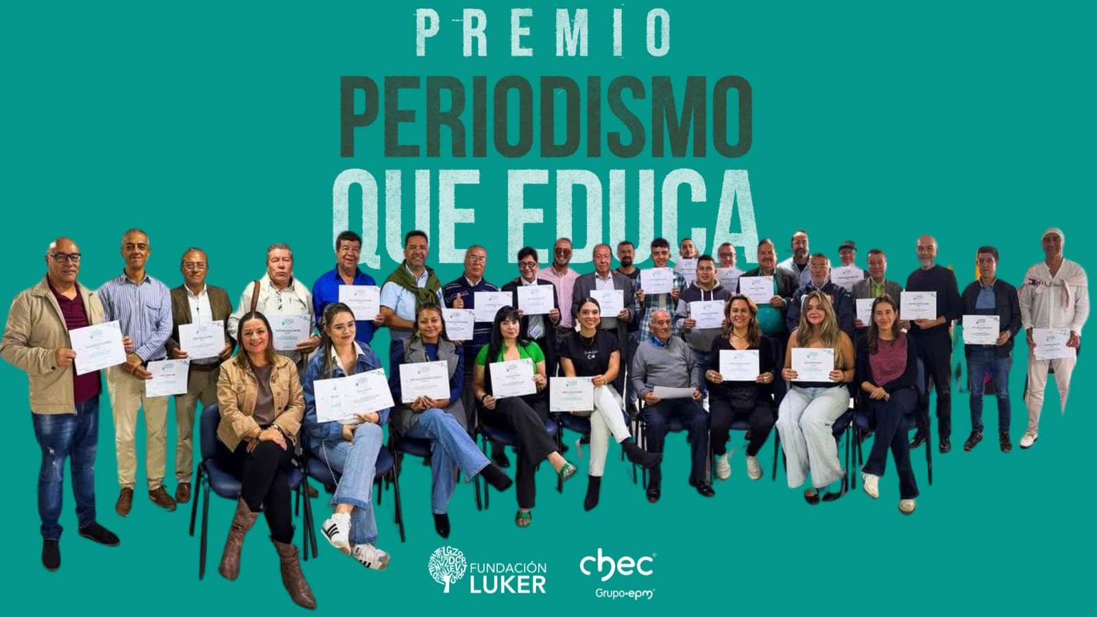 Entregamos diplomas a asistentes de los talleres del Premio Periodismo que Educa 