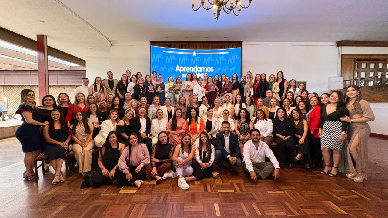 Maestros que Inspiran 2025: un homenaje a quienes siembran la lectoescritura 