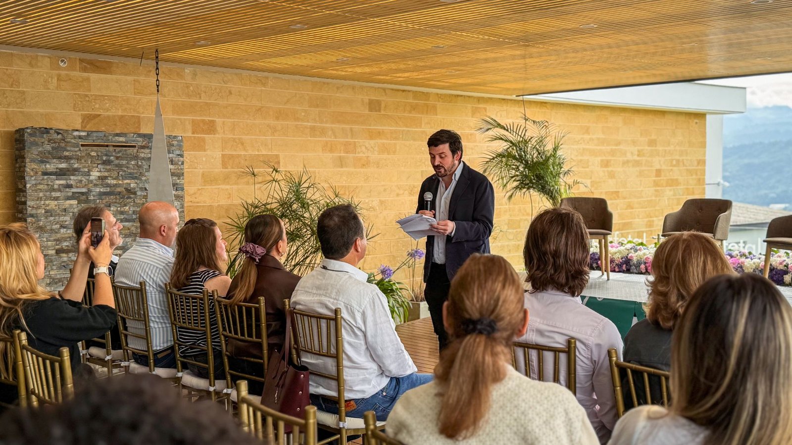 Fundación Luker y CHEC lanzan el Premio Periodismo que Educa Nicolás Restrepo Escobar 