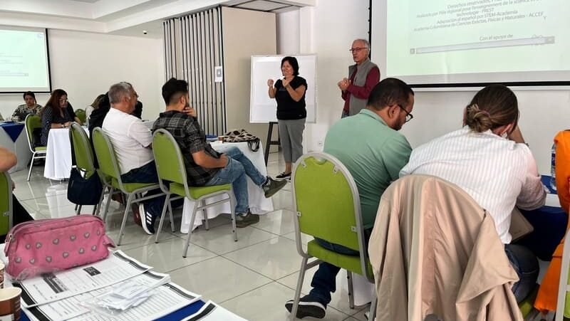 Docentes de Manizales fortalecieron sus prácticas para enseñar matemáticas desde la experiencia 